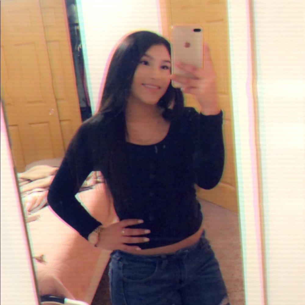 Meet your Posher, Vanessa